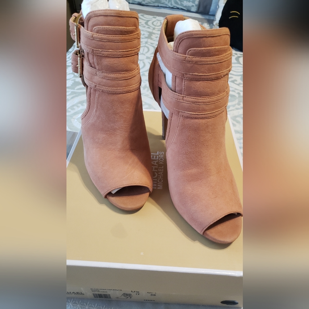 Women's open toe booties